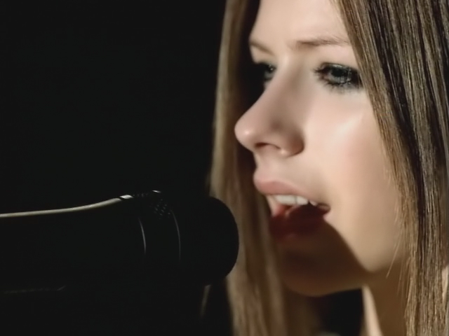 Avril Lavigne - Losing Grip (DVD Rip)