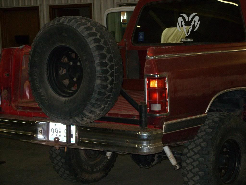 bumper w/sparetire mount? Dodge RamCharger Central