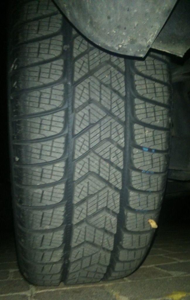 Pirelli%20Scoprion%20Winter_zpsrdaovcgx.jpg~original