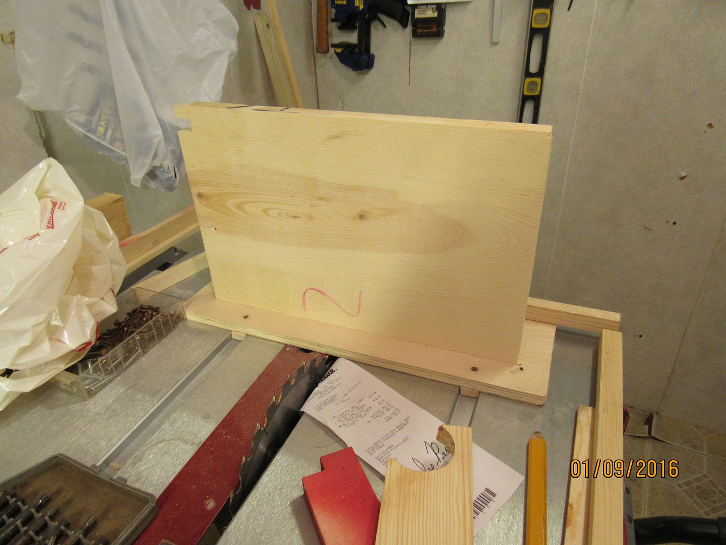 My version of a Finger Joint Jig. The Gear Page