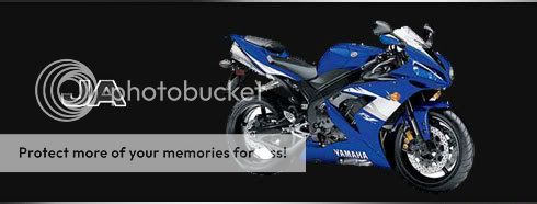 http://i561.photobucket.com/albums/ss52/john_abrh/JOHN/Motorcycles/yamaha_r1.jpg
