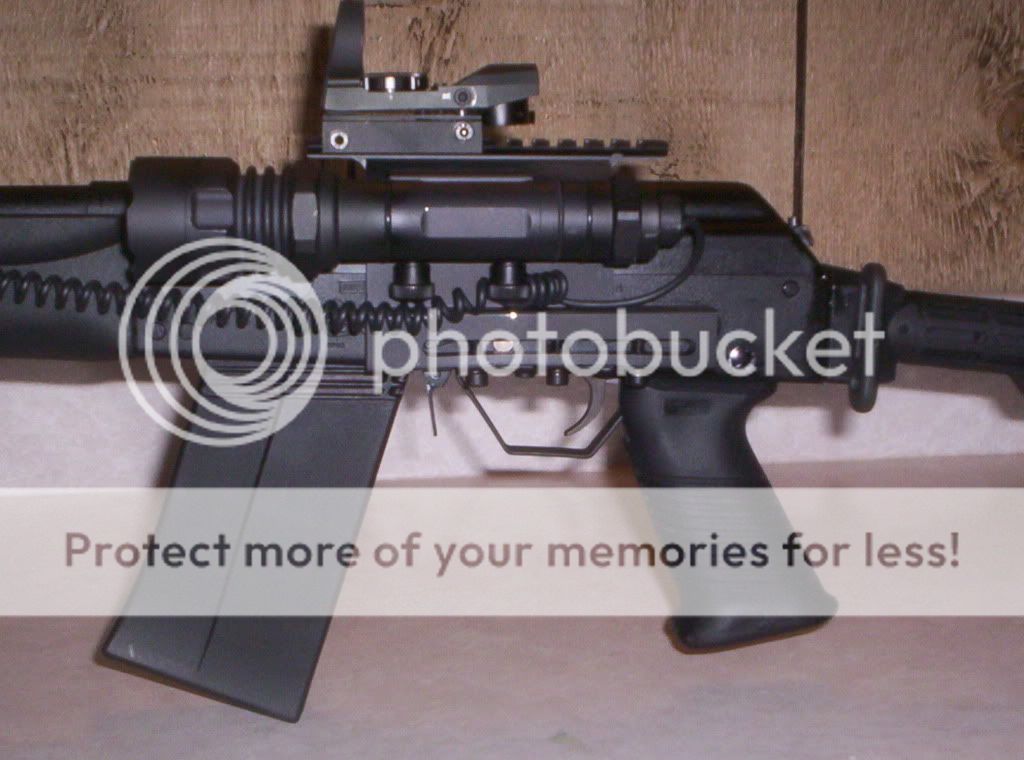 https://i561.photobucket.com/albums/ss60/Doomak/GUNS002.jpg?t=1264190118